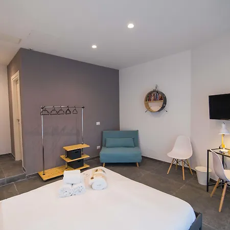 Quattro Briganti Bed & Breakfast 4*